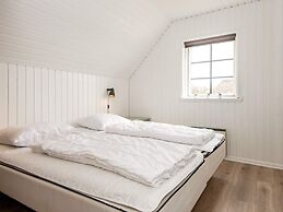 10 Person Holiday Home in Ringkobing