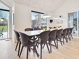 14 Person Holiday Home in Vaeggerlose