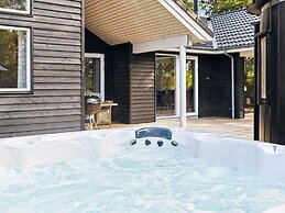 14 Person Holiday Home in Vaeggerlose