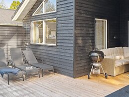 14 Person Holiday Home in Vaeggerlose