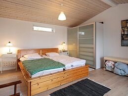 7 Person Holiday Home in Martofte