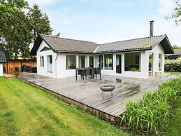 7 Person Holiday Home in Dannemare