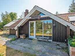 6 Person Holiday Home in Ebeltoft