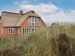 8 Person Holiday Home in Blavand