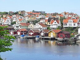 9 Person Holiday Home in Fiskebackskil