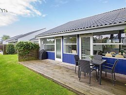 6 Person Holiday Home in Vaeggerlose-by Traum