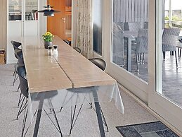 6 Person Holiday Home in Ebeltoft-by Traum