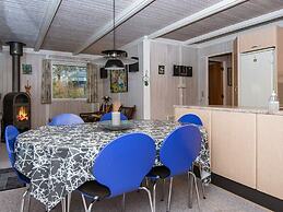 6 Person Holiday Home in Ebeltoft-by Traum