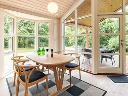 6 Person Holiday Home in Logstor