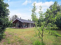 6 Person Holiday Home in Logstor