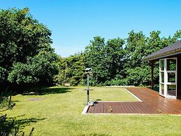 6 Person Holiday Home in Logstor