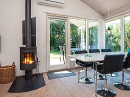 8 Person Holiday Home in Ebeltoft
