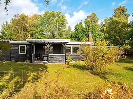 6 Person Holiday Home in Glesborg-by Traum