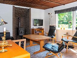 6 Person Holiday Home in Glesborg-by Traum