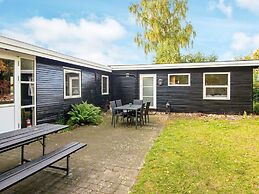 6 Person Holiday Home in Glesborg-by Traum