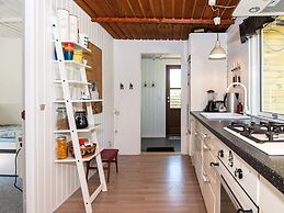 6 Person Holiday Home in Glesborg-by Traum