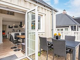 6 Person Holiday Home in Ringkobing-by Traum