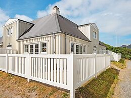 6 Person Holiday Home in Ringkobing-by Traum