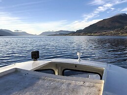 6 Person Holiday Home in Averoy