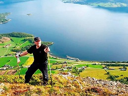 6 Person Holiday Home in Averoy