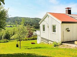 6 Person Holiday Home in Averoy