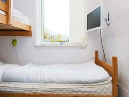 6 Person Holiday Home in Hemmet