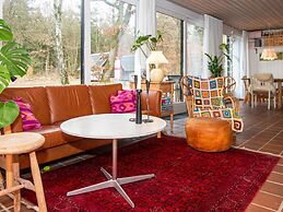 6 Person Holiday Home in Ebeltoft