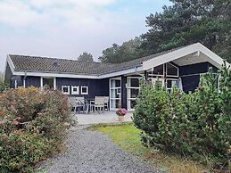 10 Person Holiday Home in Hojby