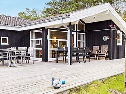 10 Person Holiday Home in Hojby