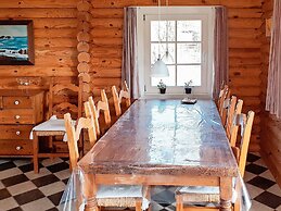 6 Person Holiday Home in Hovborg