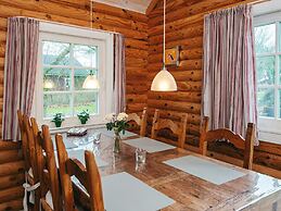 6 Person Holiday Home in Hovborg