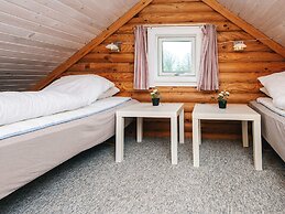 6 Person Holiday Home in Hovborg