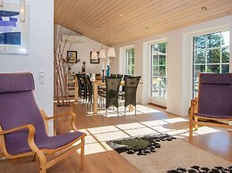 6 Person Holiday Home in Ulfborg