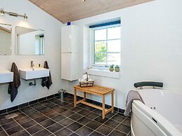 6 Person Holiday Home in Ulfborg