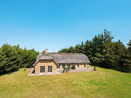 6 Person Holiday Home in Ulfborg