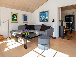 6 Person Holiday Home in Ulfborg