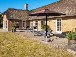 6 Person Holiday Home in Ulfborg