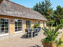 6 Person Holiday Home in Ulfborg