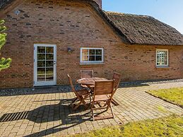 6 Person Holiday Home in Ulfborg