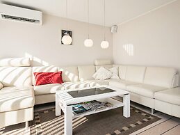 10 Person Holiday Home in Rodvig Stevns-by Traum