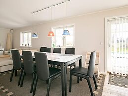 10 Person Holiday Home in Rodvig Stevns-by Traum