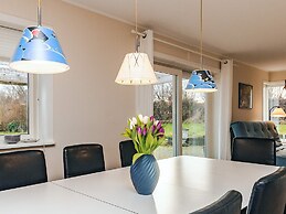 10 Person Holiday Home in Rodvig Stevns-by Traum