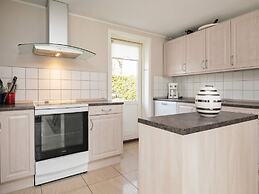 10 Person Holiday Home in Rodvig Stevns-by Traum