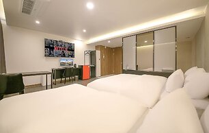 Wall Hotel Cheonan Cheongsu