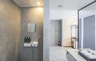 Wall Hotel Cheonan Cheongsu