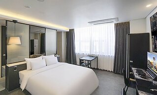 Wall Hotel Cheonan Cheongsu