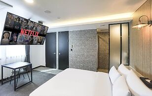 Wall Hotel Cheonan Cheongsu