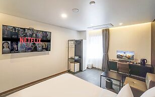 Wall Hotel Cheonan Cheongsu