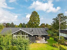 5 Person Holiday Home in Malling-by Traum