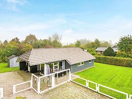 8 Person Holiday Home in Juelsminde-by Traum